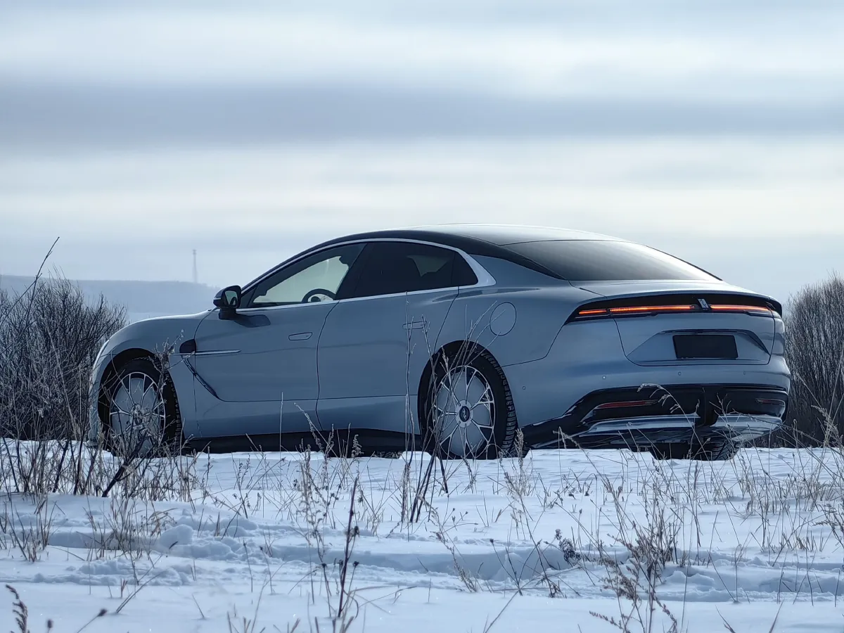 YangWang U7,autocango,china used car exporter,china ev exporter,chinese used car exporter,chinese used ev exporter