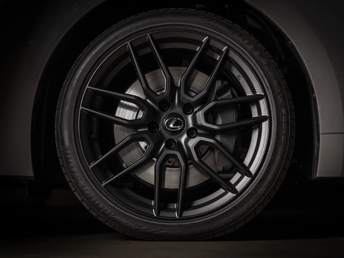 Lexus IS,autocango,china used car exporter,china ev exporter,chinese used car exporter,chinese used ev exporter