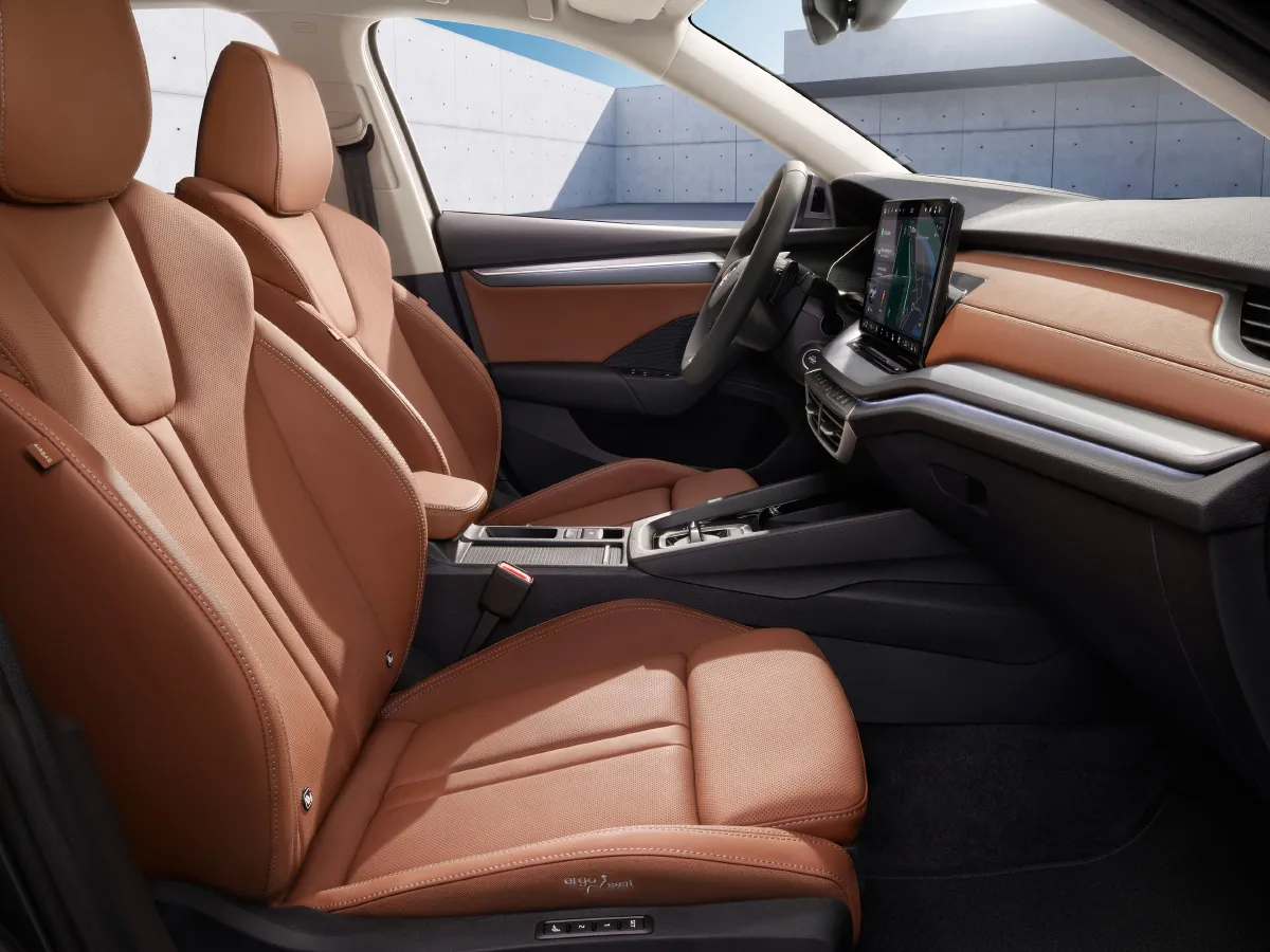 Skoda Octavia,autocango,china used car exporter,china ev exporter,chinese used car exporter,chinese used ev exporter