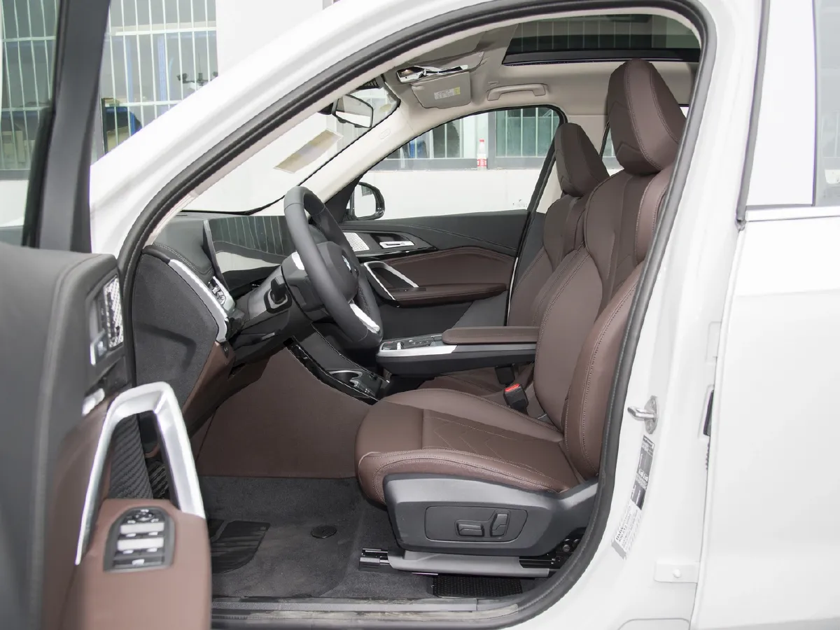 BMW X1,autocango,china used car exporter,china ev exporter,chinese used car exporter,chinese used ev exporter