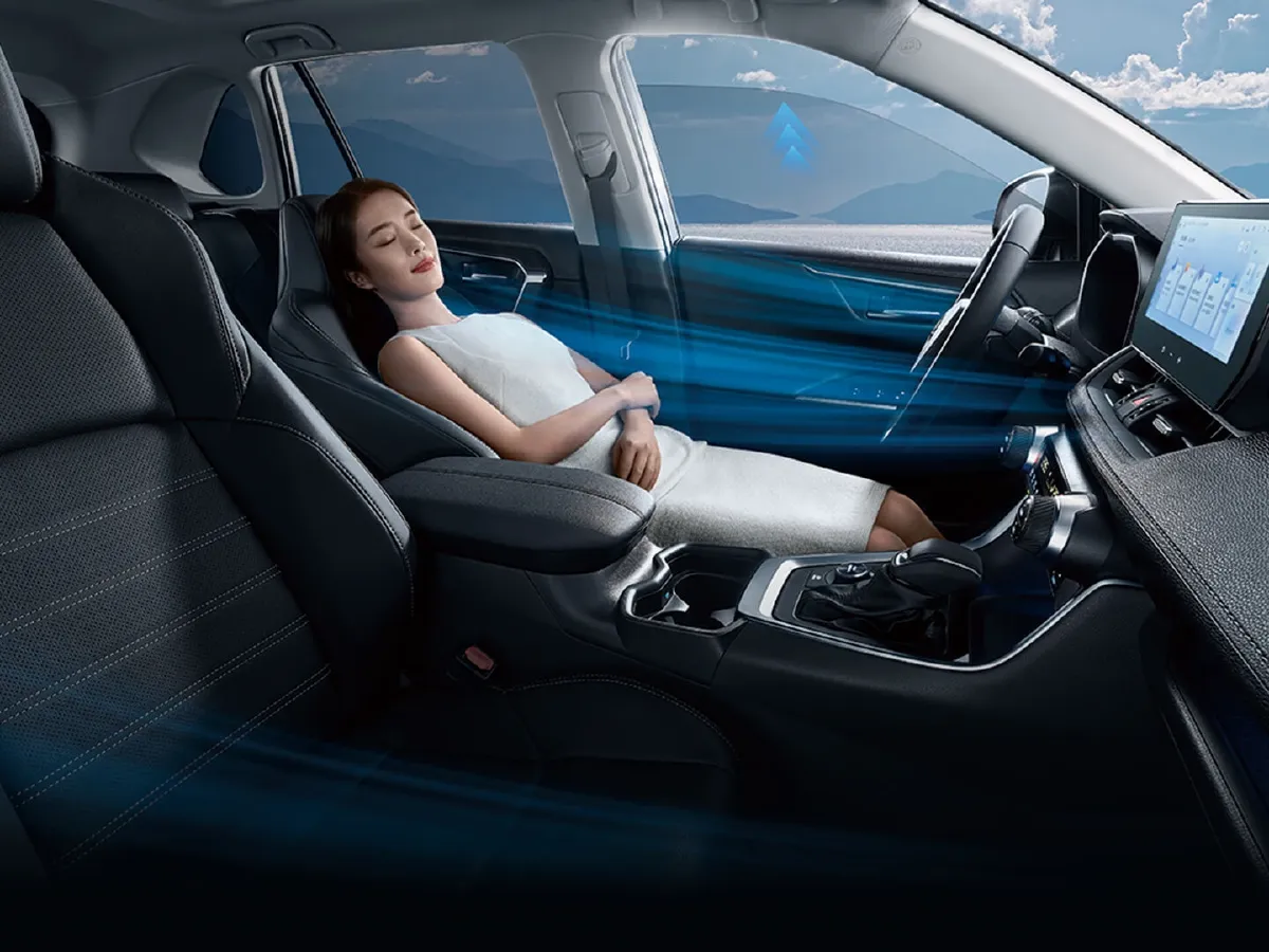 Toyota Wildlander,autocango,china used car exporter,china ev exporter,chinese used car exporter,chinese used ev exporter