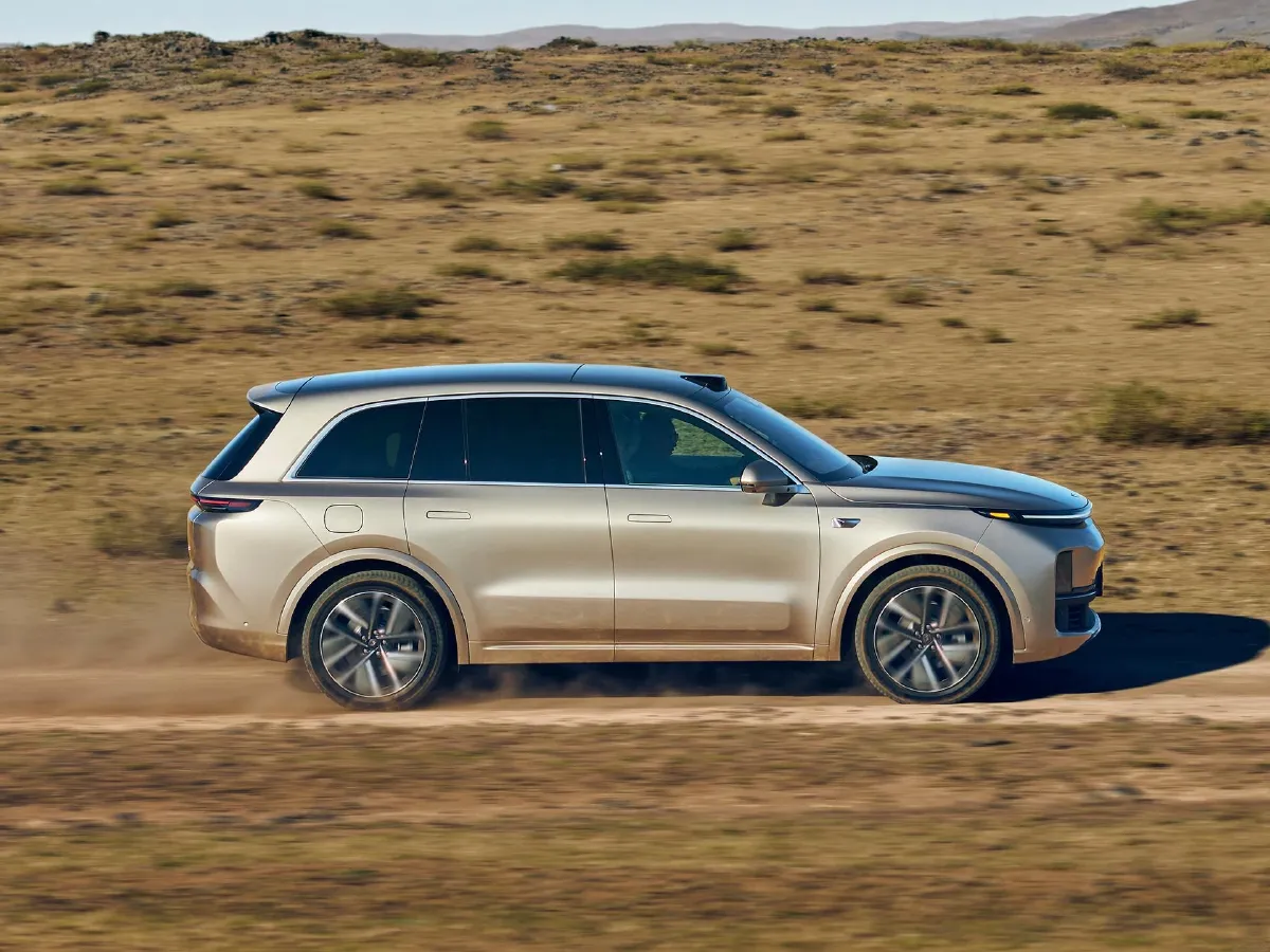 Li L8,autocango,china used car exporter,china ev exporter,chinese used car exporter,chinese used ev exporter