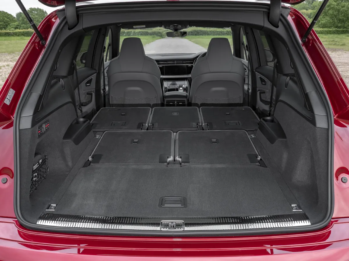 Audi SQ7,autocango,china used car exporter,china ev exporter,chinese used car exporter,chinese used ev exporter