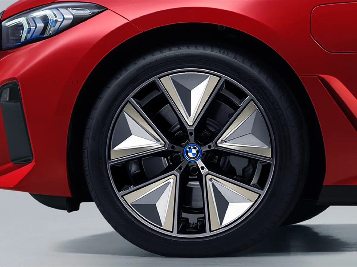 BMW i3,autocango,china used car exporter,china ev exporter,chinese used car exporter,chinese used ev exporter