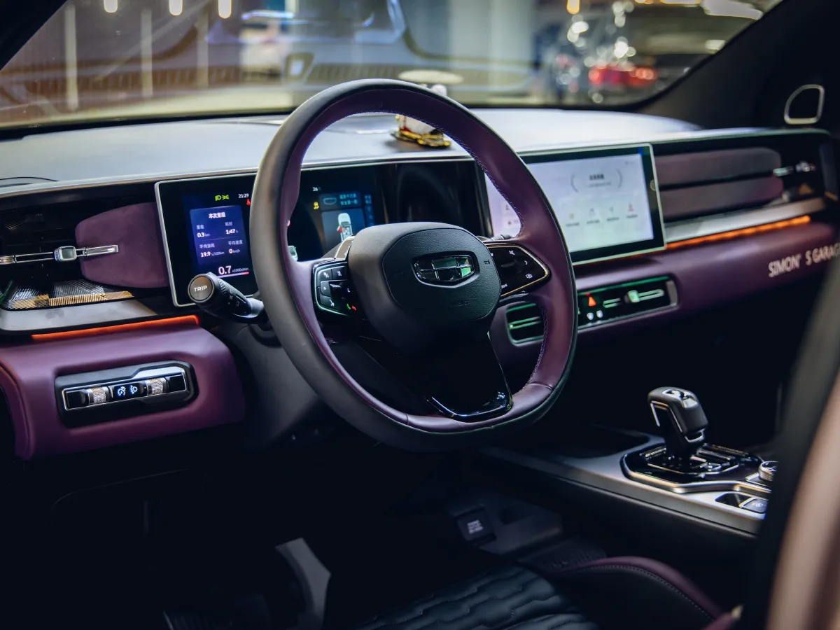 Geely ICON,autocango,china used car exporter,china ev exporter,chinese used car exporter,chinese used ev exporter