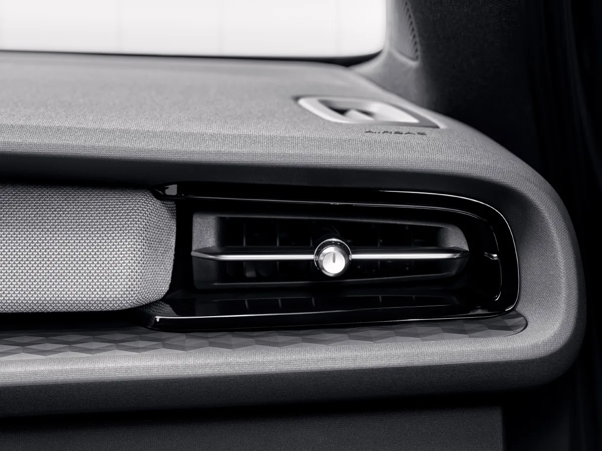 Polestar 2,autocango,china used car exporter,china ev exporter,chinese used car exporter,chinese used ev exporter