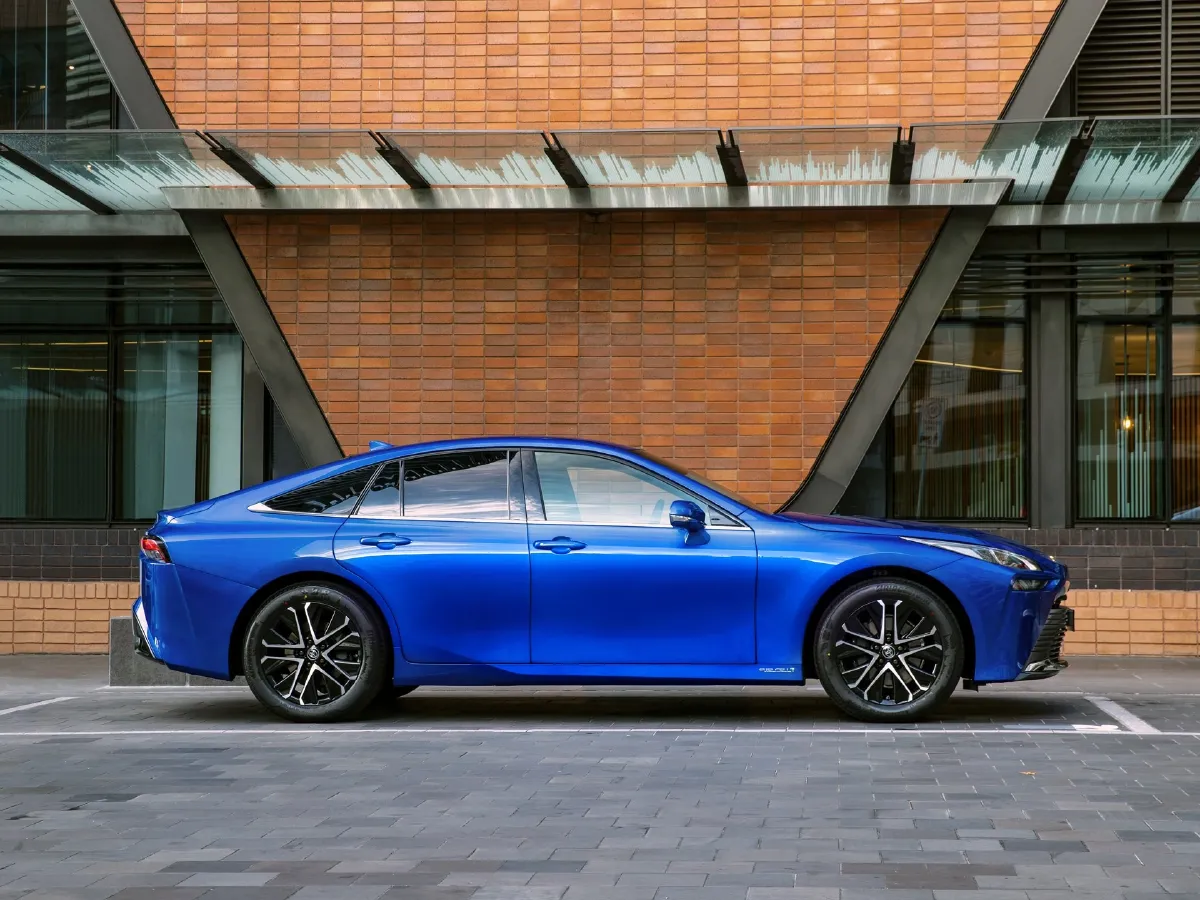 2023 Toyota Mirai,autocango,china used car exporter,china ev exporter,chinese used car exporter,chinese used ev exporter