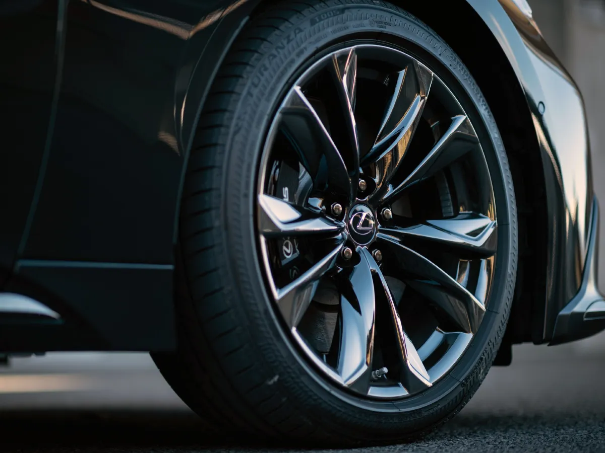 2020 Lexus LS 3.5L 299HP V6 E-CVT Hybrid,autocango,china used car exporter,china ev exporter,chinese used car exporter,chinese used ev exporter