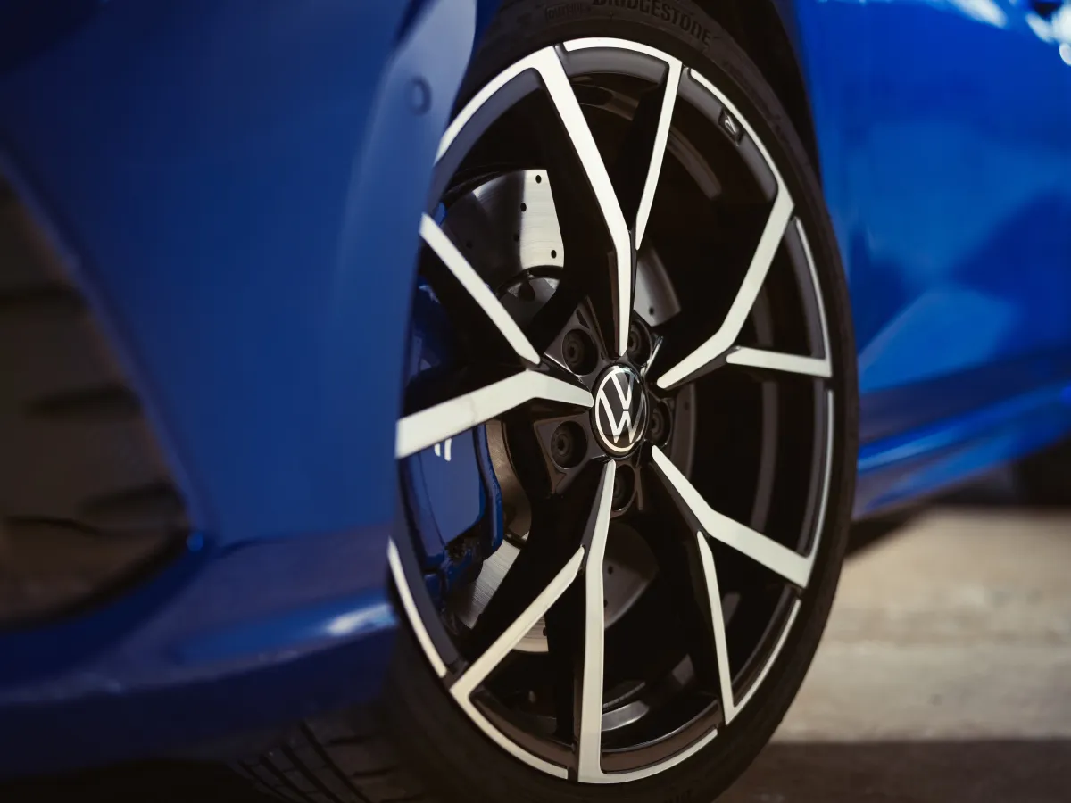 2011 Volkswagen Golf 2.0T 256HP L4 6DCT,autocango,china used car exporter,china ev exporter,chinese used car exporter,chinese used ev exporter