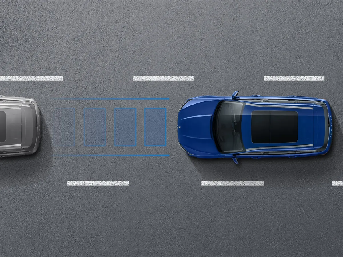 2020 Venucia Star 1.5T 190HP L4 6MT,autocango,china used car exporter,china ev exporter,chinese used car exporter,chinese used ev exporter