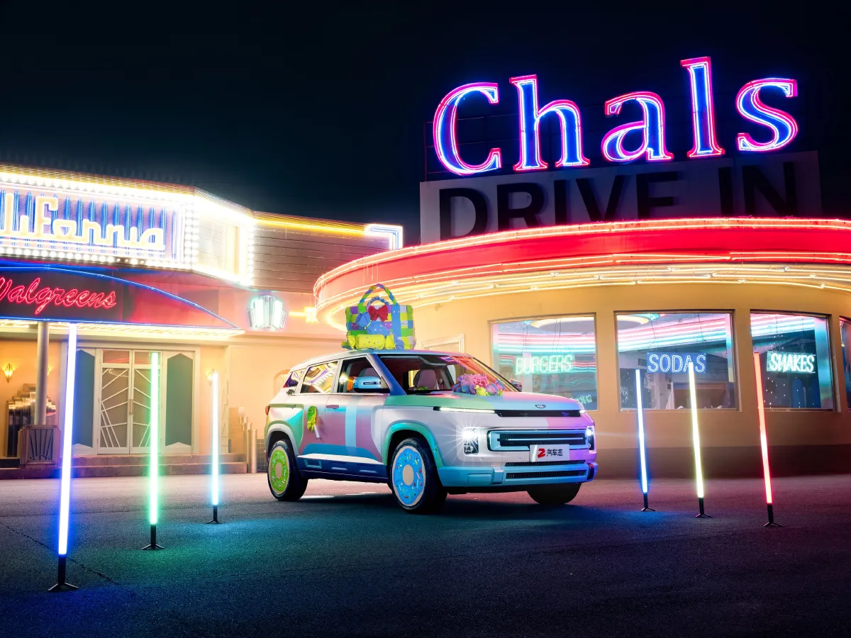 Geely ICON,autocango,china used car exporter,china ev exporter,chinese used car exporter,chinese used ev exporter