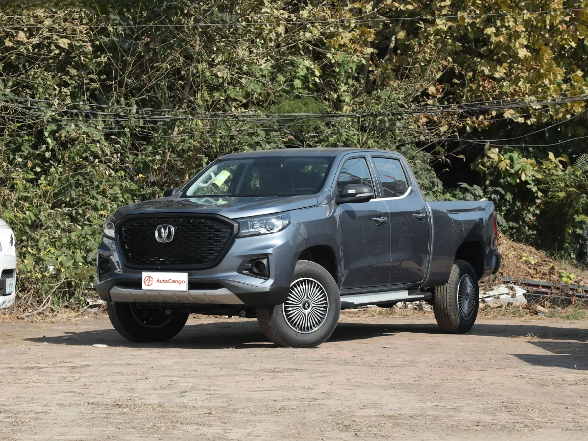 2024 ChangAn F70 Blue Whale 2.0T 233HP L4 6MT,autocango,china used car exporter,china ev exporter,chinese used car exporter,chinese used ev exporter