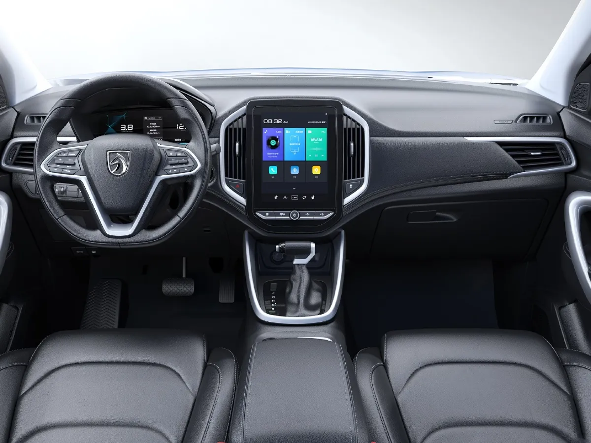 2018 BaoJun 530 1.8L 137HP L4 5AMT,autocango,china used car exporter,china ev exporter,chinese used car exporter,chinese used ev exporter