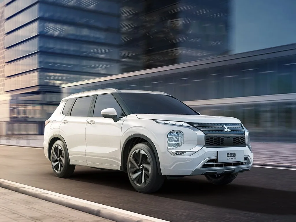 Mitsubishi Outlander,autocango,china used car exporter,china ev exporter,chinese used car exporter,chinese used ev exporter