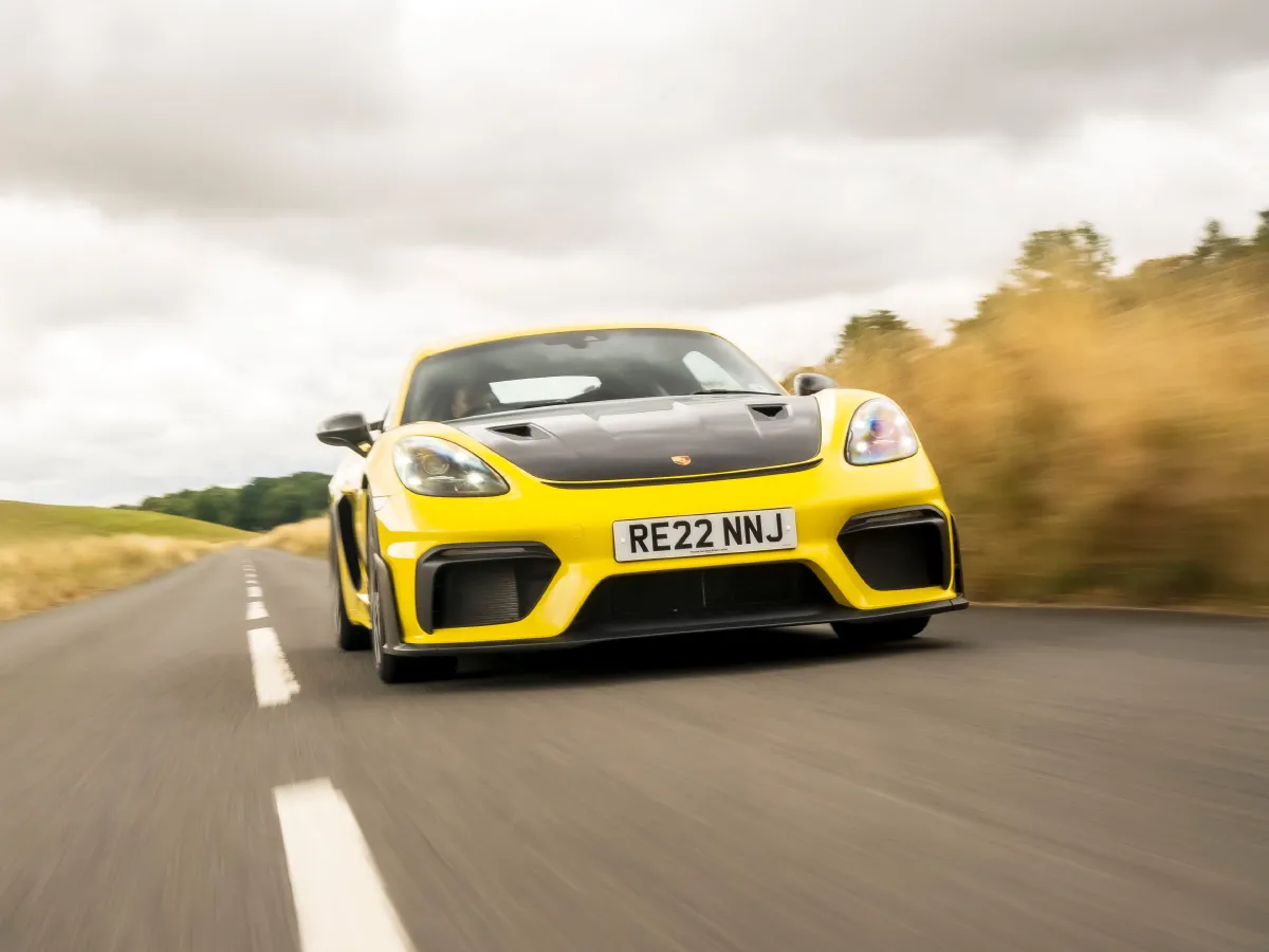 Porsche 718,autocango,china used car exporter,china ev exporter,chinese used car exporter,chinese used ev exporter