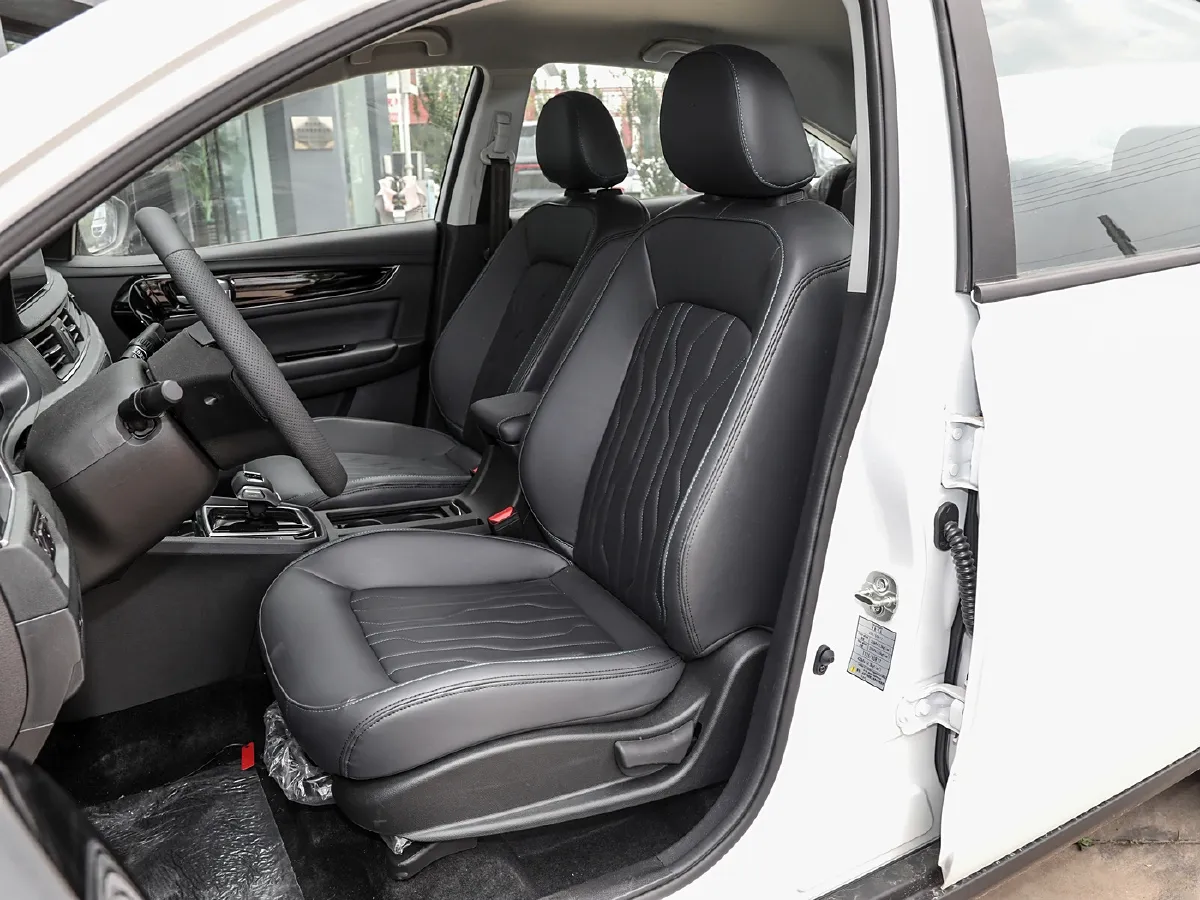 DongFeng Forthing S60 EV,autocango,china used car exporter,china ev exporter,chinese used car exporter,chinese used ev exporter