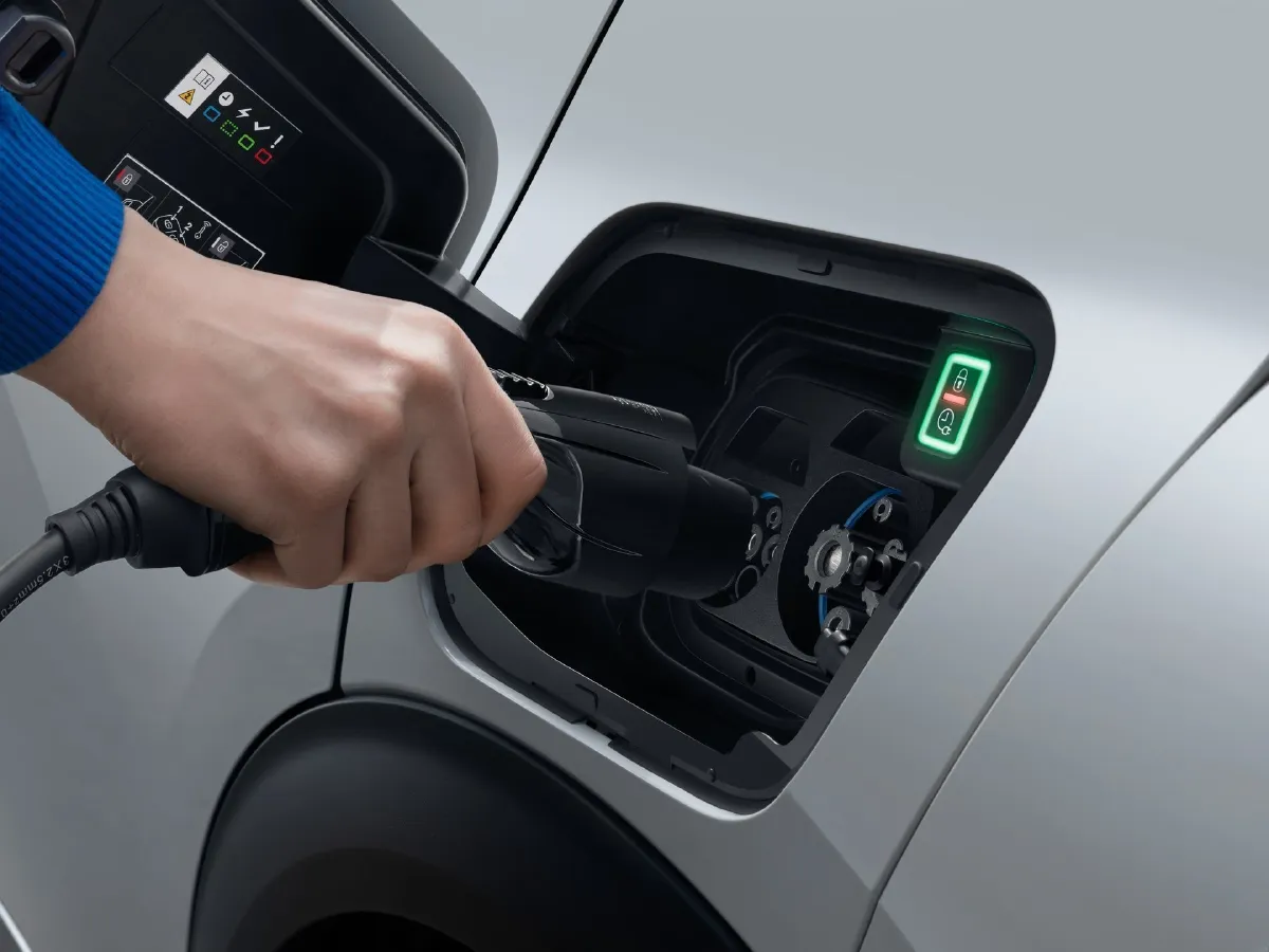 2020 Peugeot e2008 BEV 45.24KWH,autocango,china used car exporter,china ev exporter,chinese used car exporter,chinese used ev exporter