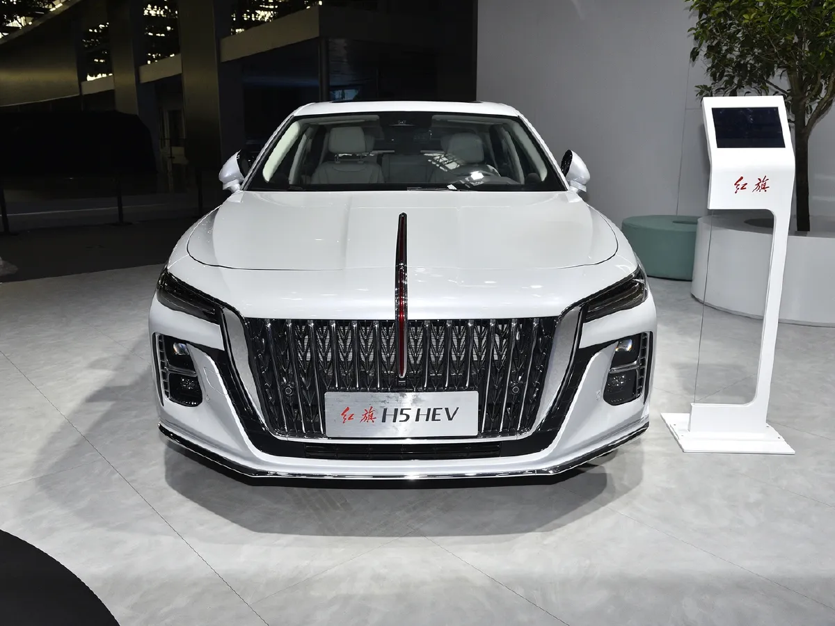 HongQi H5,autocango,china used car exporter,china ev exporter,chinese used car exporter,chinese used ev exporter