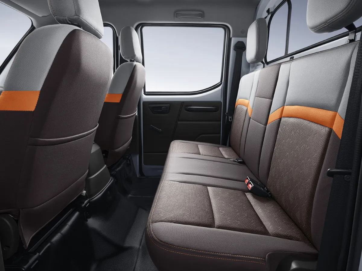 2021 DongFeng DFSK C72 2.0L 143HP L4 5MT,autocango,china used car exporter,china ev exporter,chinese used car exporter,chinese used ev exporter