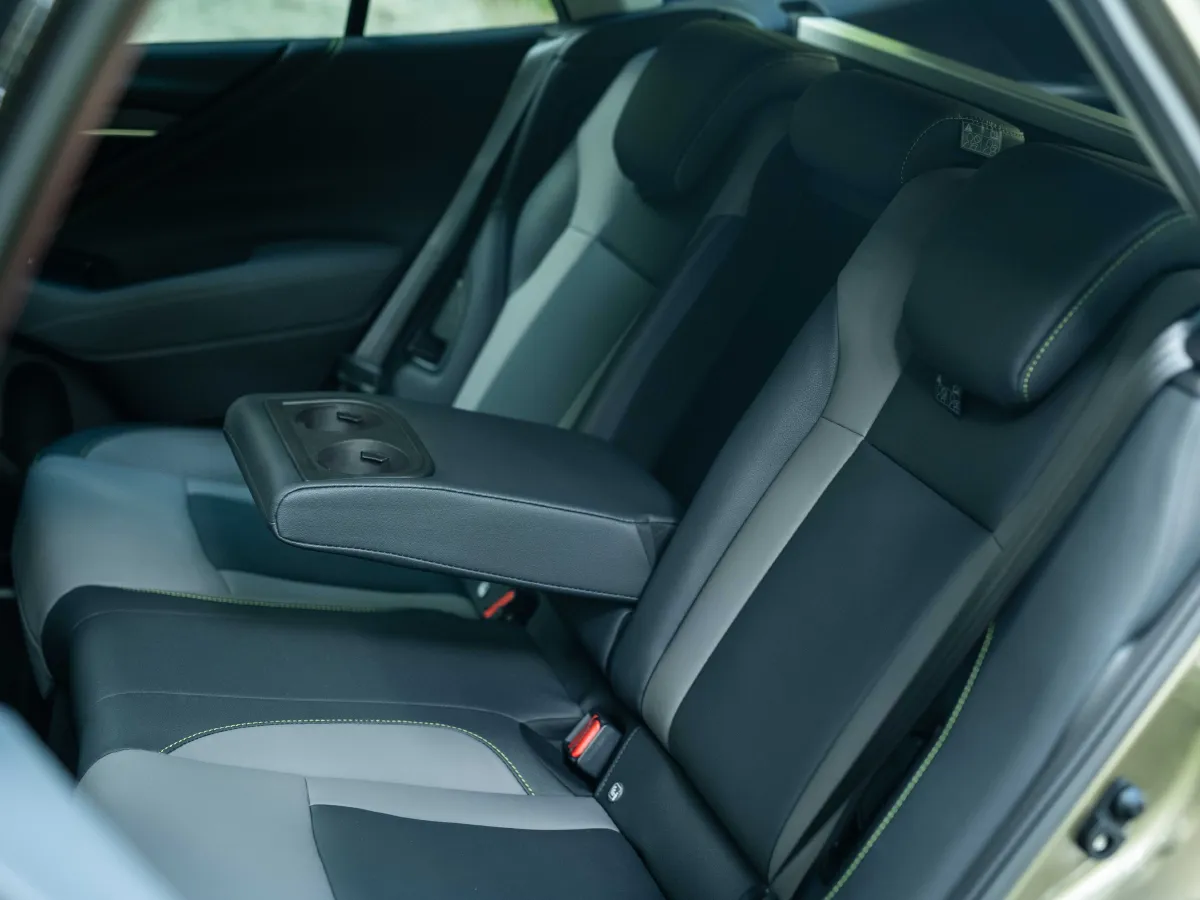 Subaru Outback,autocango,china used car exporter,china ev exporter,chinese used car exporter,chinese used ev exporter