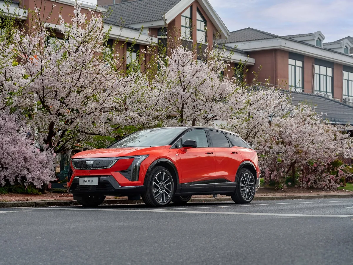 Cadillac OPTIQ,autocango,china used car exporter,china ev exporter,chinese used car exporter,chinese used ev exporter