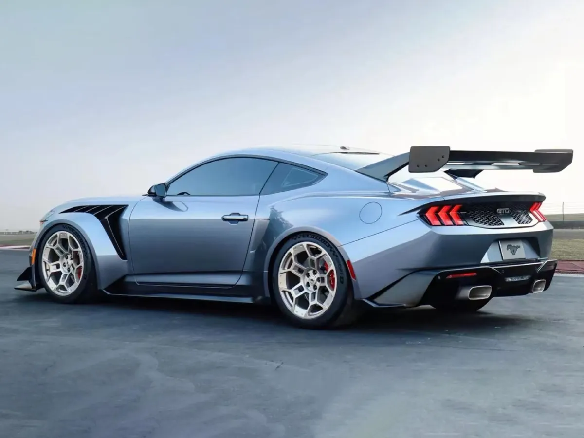 Ford Mustang,autocango,china used car exporter,china ev exporter,chinese used car exporter,chinese used ev exporter