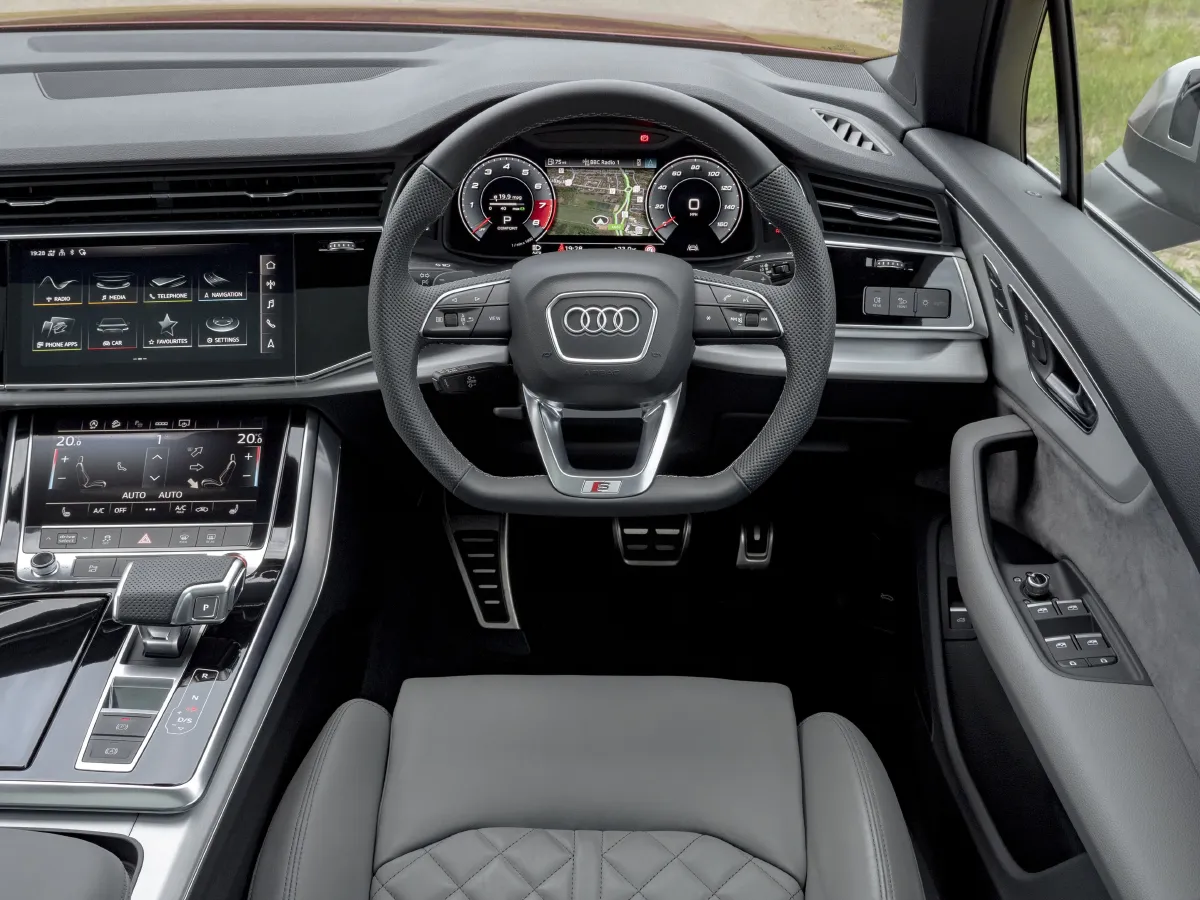 Audi SQ7,autocango,china used car exporter,china ev exporter,chinese used car exporter,chinese used ev exporter