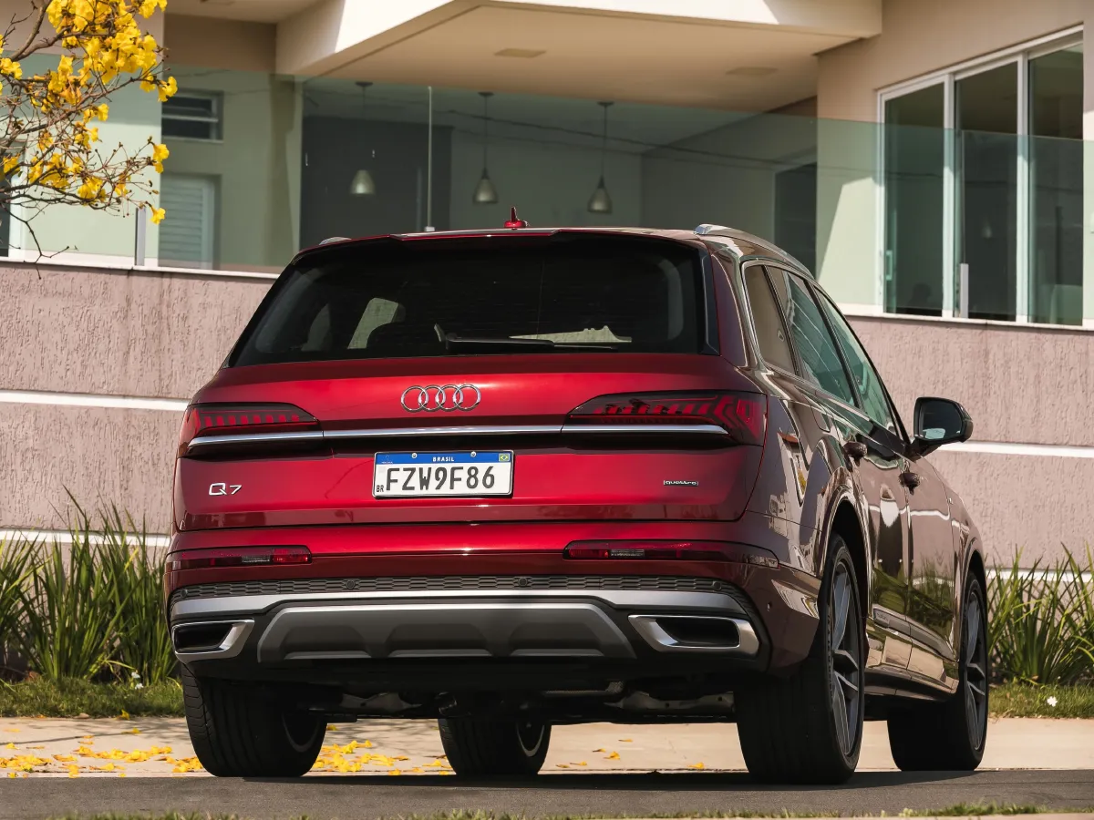 Audi Q7,autocango,china used car exporter,china ev exporter,chinese used car exporter,chinese used ev exporter