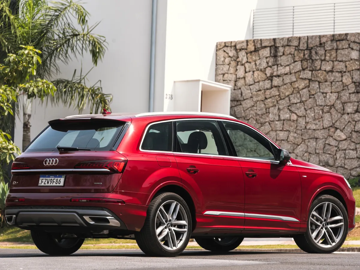 Audi Q7,autocango,china used car exporter,china ev exporter,chinese used car exporter,chinese used ev exporter