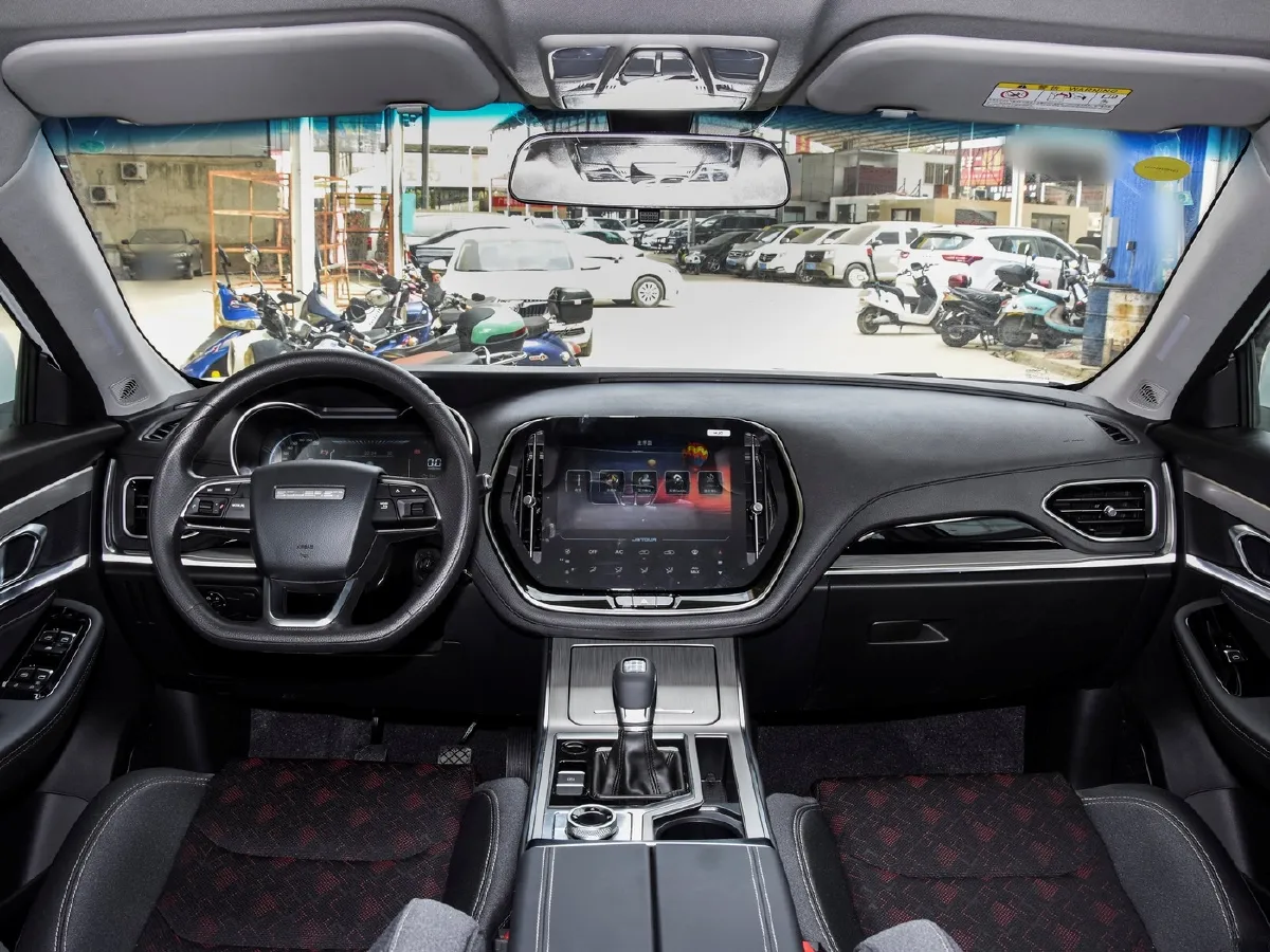 2022 Soueast DX8 1.5T 156HP L4 6MT,autocango,china used car exporter,china ev exporter,chinese used car exporter,chinese used ev exporter