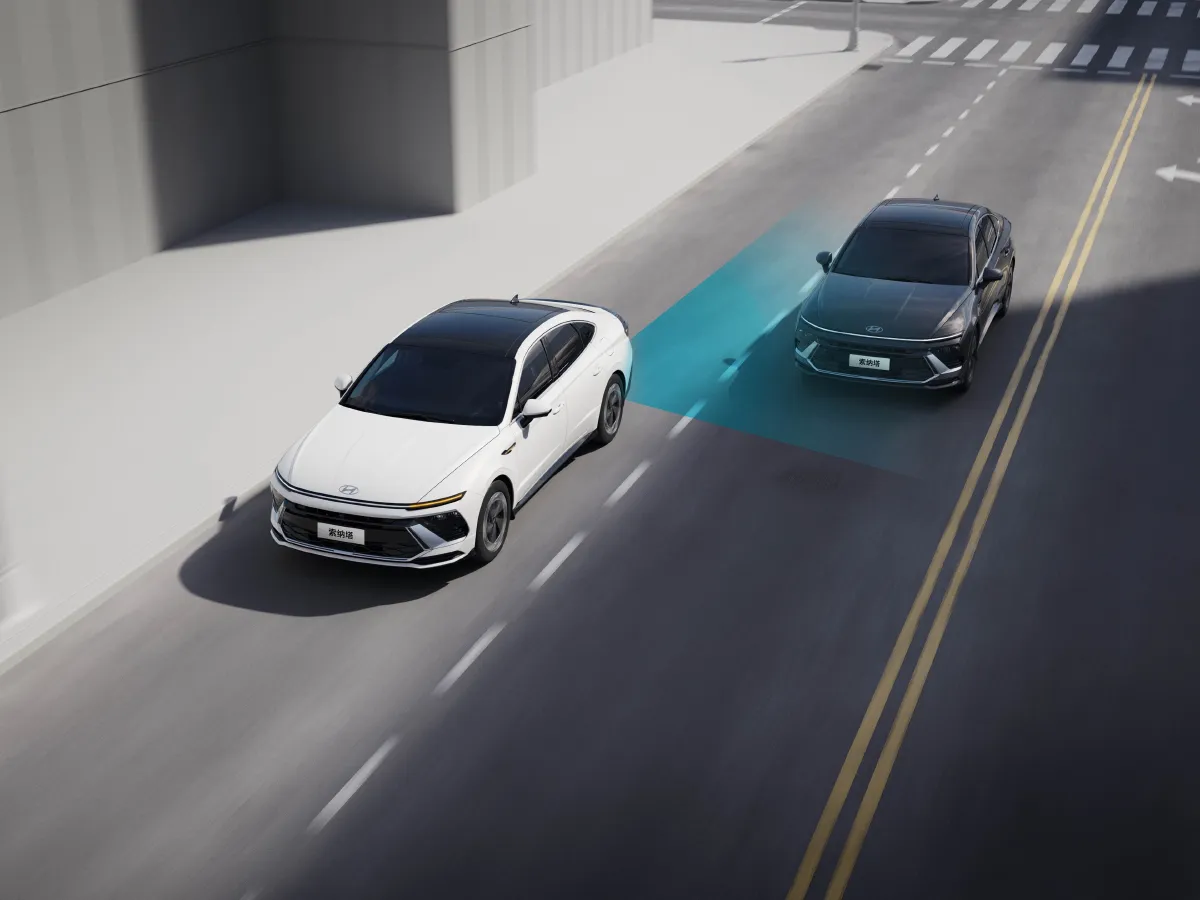 Hyundai Sonata,autocango,china used car exporter,china ev exporter,chinese used car exporter,chinese used ev exporter