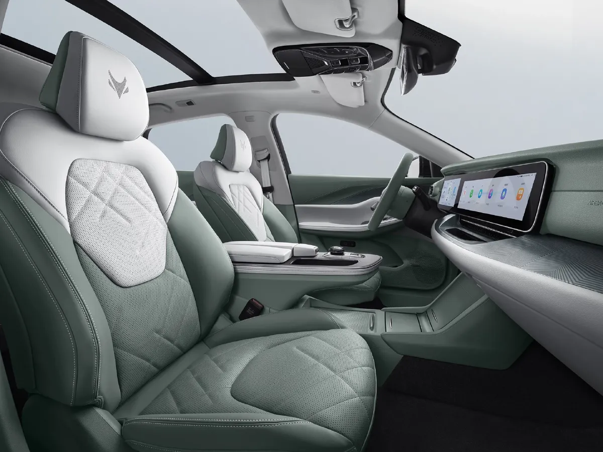 ARCFOX αS,autocango,china used car exporter,china ev exporter,chinese used car exporter,chinese used ev exporter