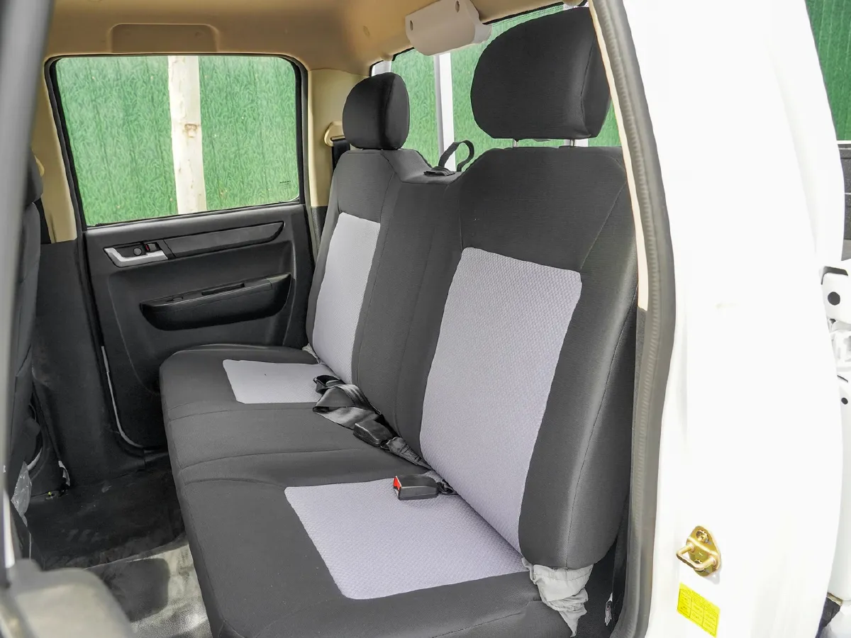 2019 ChangAn Kaicene ShenQi F30 1.5L 116HP L4 5MT,autocango,china used car exporter,china ev exporter,chinese used car exporter,chinese used ev exporter