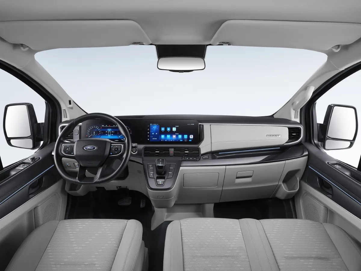 2023 Ford Transit 2.0T 220HP L4 9AT,autocango,china used car exporter,china ev exporter,chinese used car exporter,chinese used ev exporter