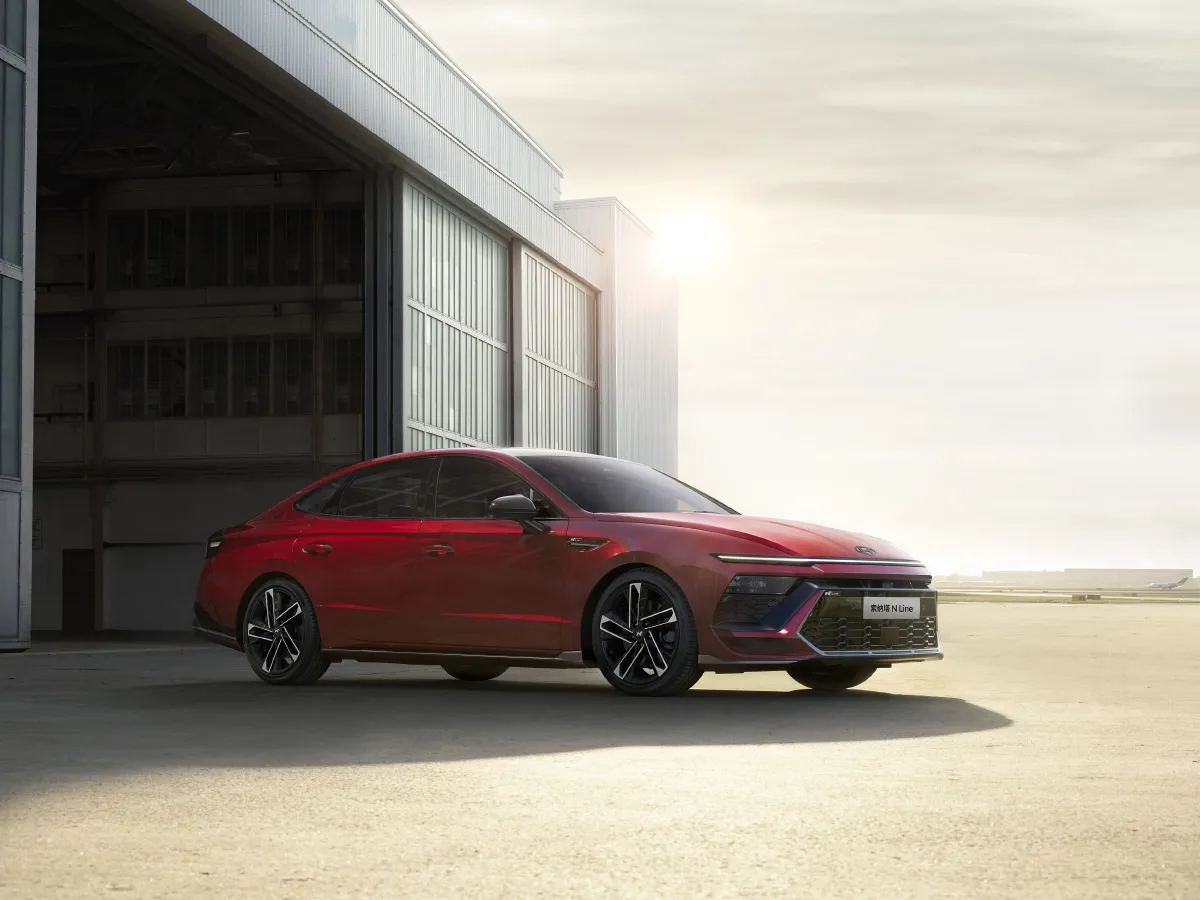 Hyundai Sonata,autocango,china used car exporter,china ev exporter,chinese used car exporter,chinese used ev exporter