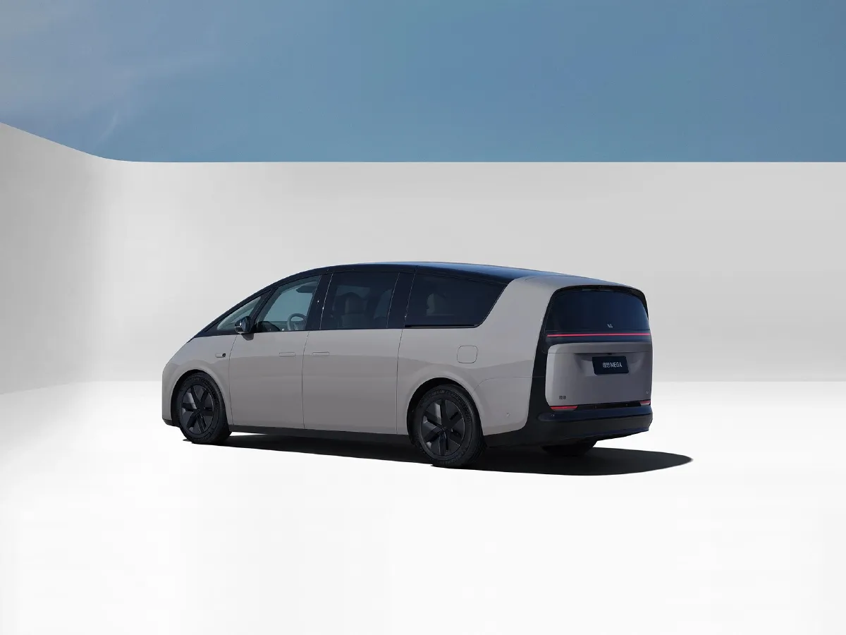 Li MEGA,autocango,china used car exporter,china ev exporter,chinese used car exporter,chinese used ev exporter