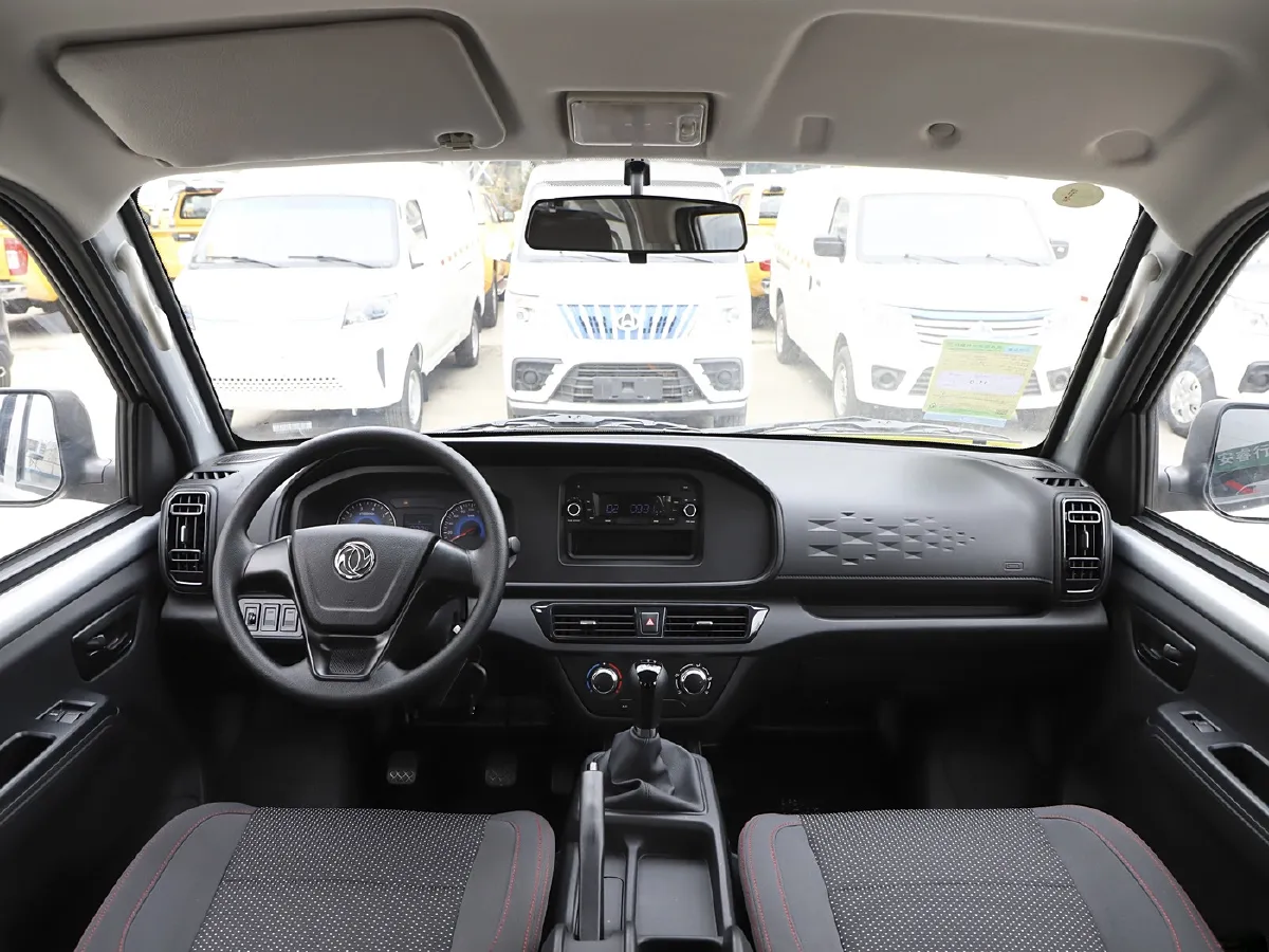 2025 DongFeng DFSK D72 2.0L 143HP L4 5MT,autocango,china used car exporter,china ev exporter,chinese used car exporter,chinese used ev exporter