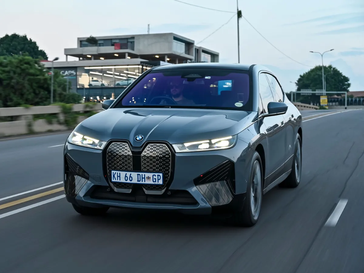 BMW iX,autocango,china used car exporter,china ev exporter,chinese used car exporter,chinese used ev exporter