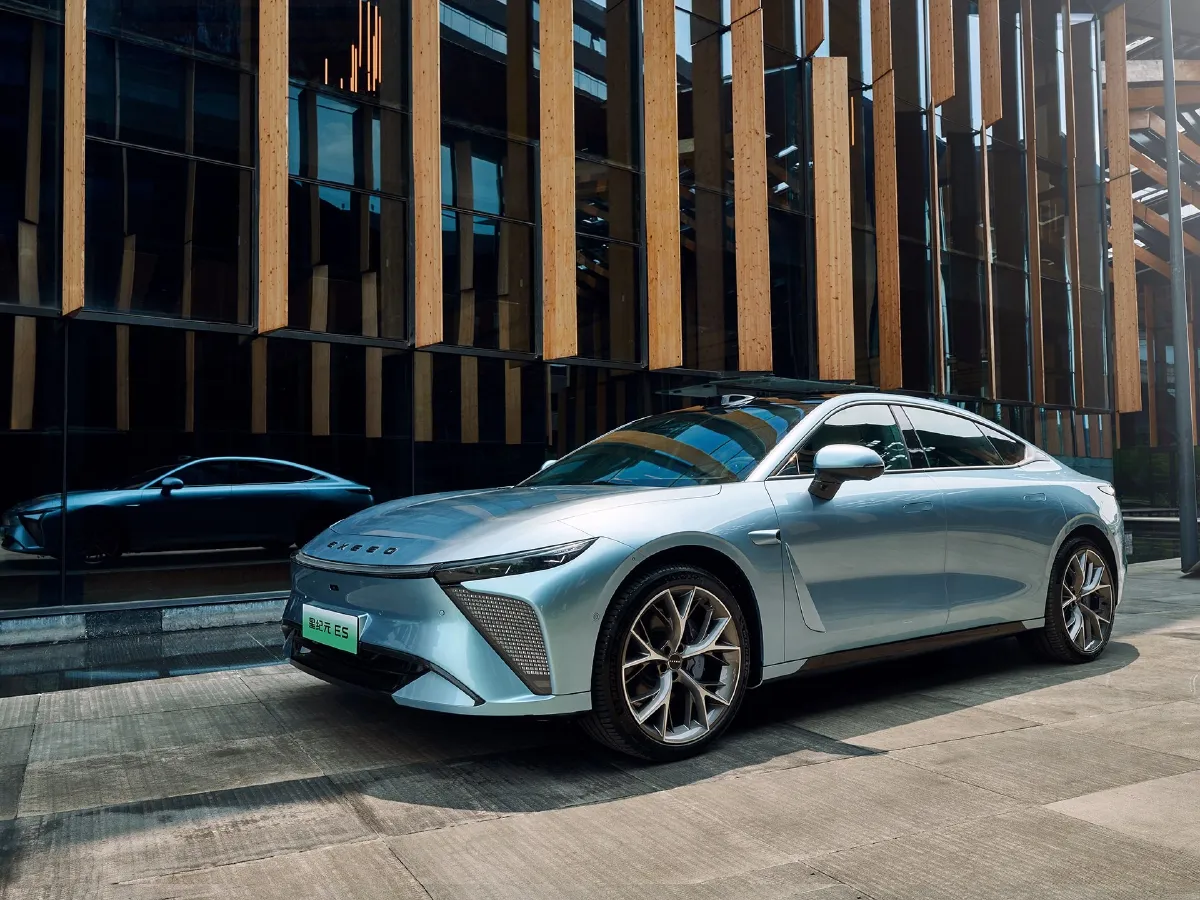 Exceed Sterra ES,autocango,china used car exporter,china ev exporter,chinese used car exporter,chinese used ev exporter