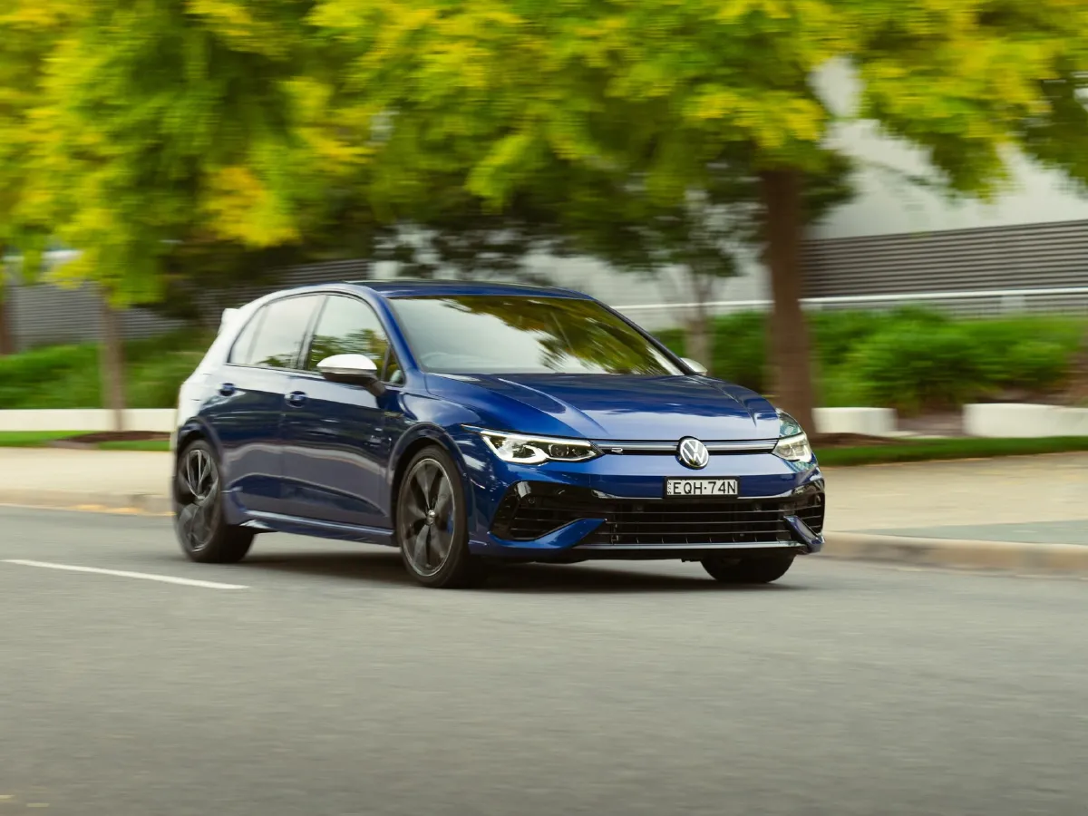 2011 Volkswagen Golf 2.0T 256HP L4 6DCT,autocango,china used car exporter,china ev exporter,chinese used car exporter,chinese used ev exporter