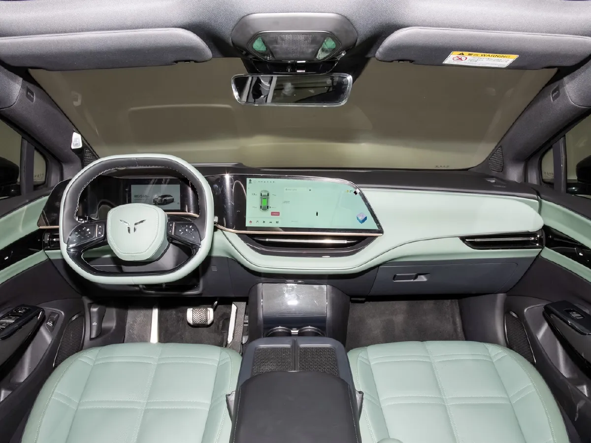 HongQi EH7,autocango,china used car exporter,china ev exporter,chinese used car exporter,chinese used ev exporter