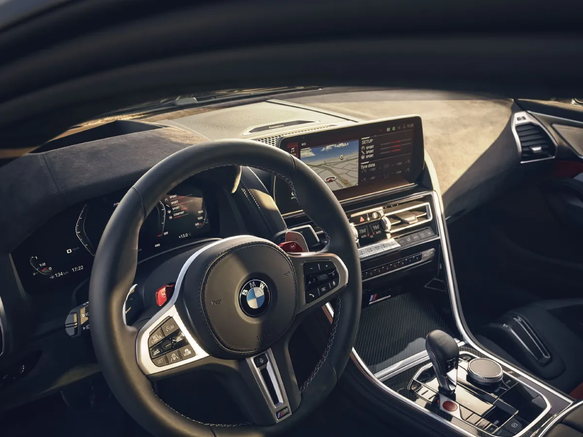 BMW M8,autocango,china used car exporter,china ev exporter,chinese used car exporter,chinese used ev exporter