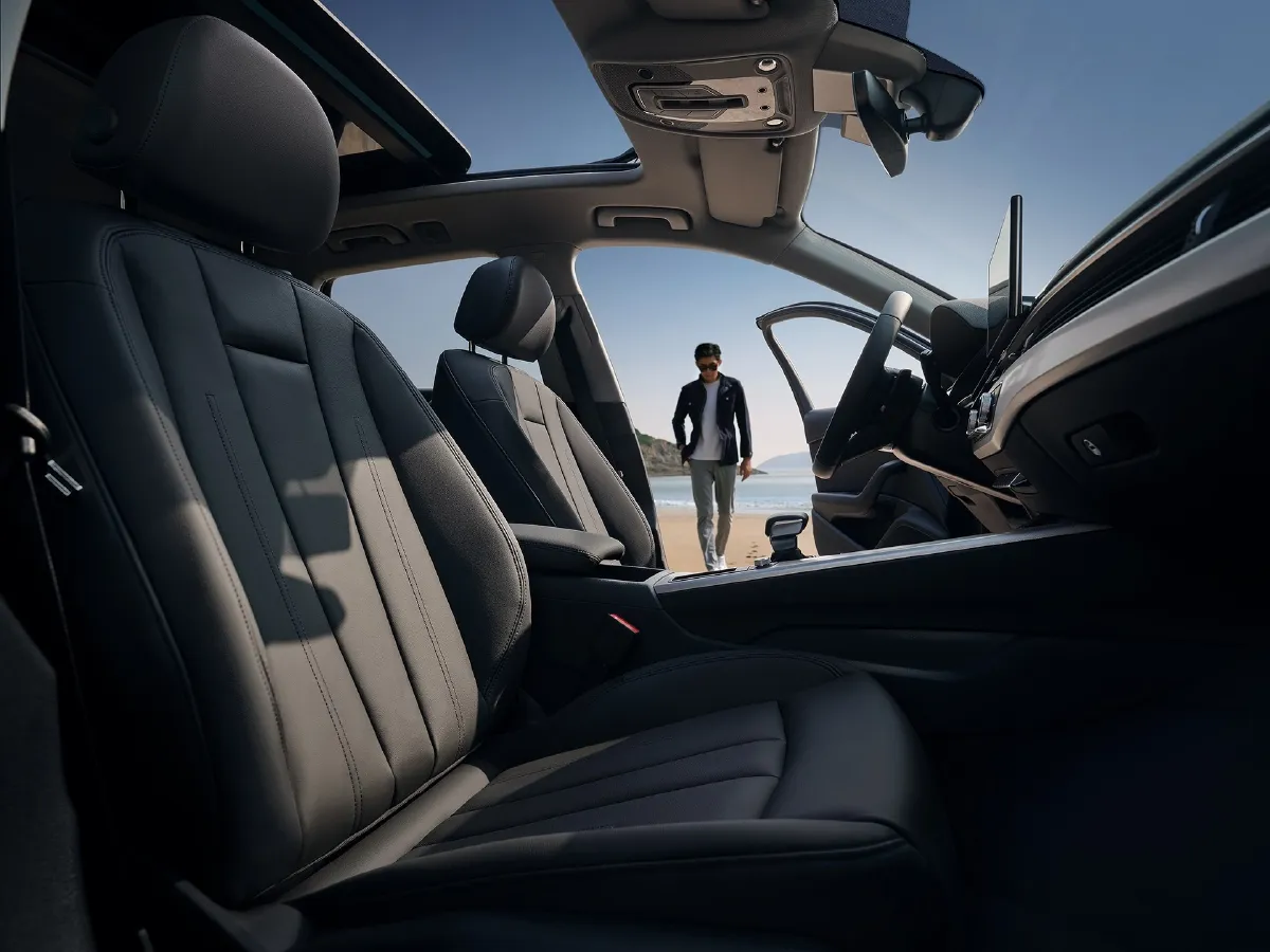 Audi A4,autocango,china used car exporter,china ev exporter,chinese used car exporter,chinese used ev exporter