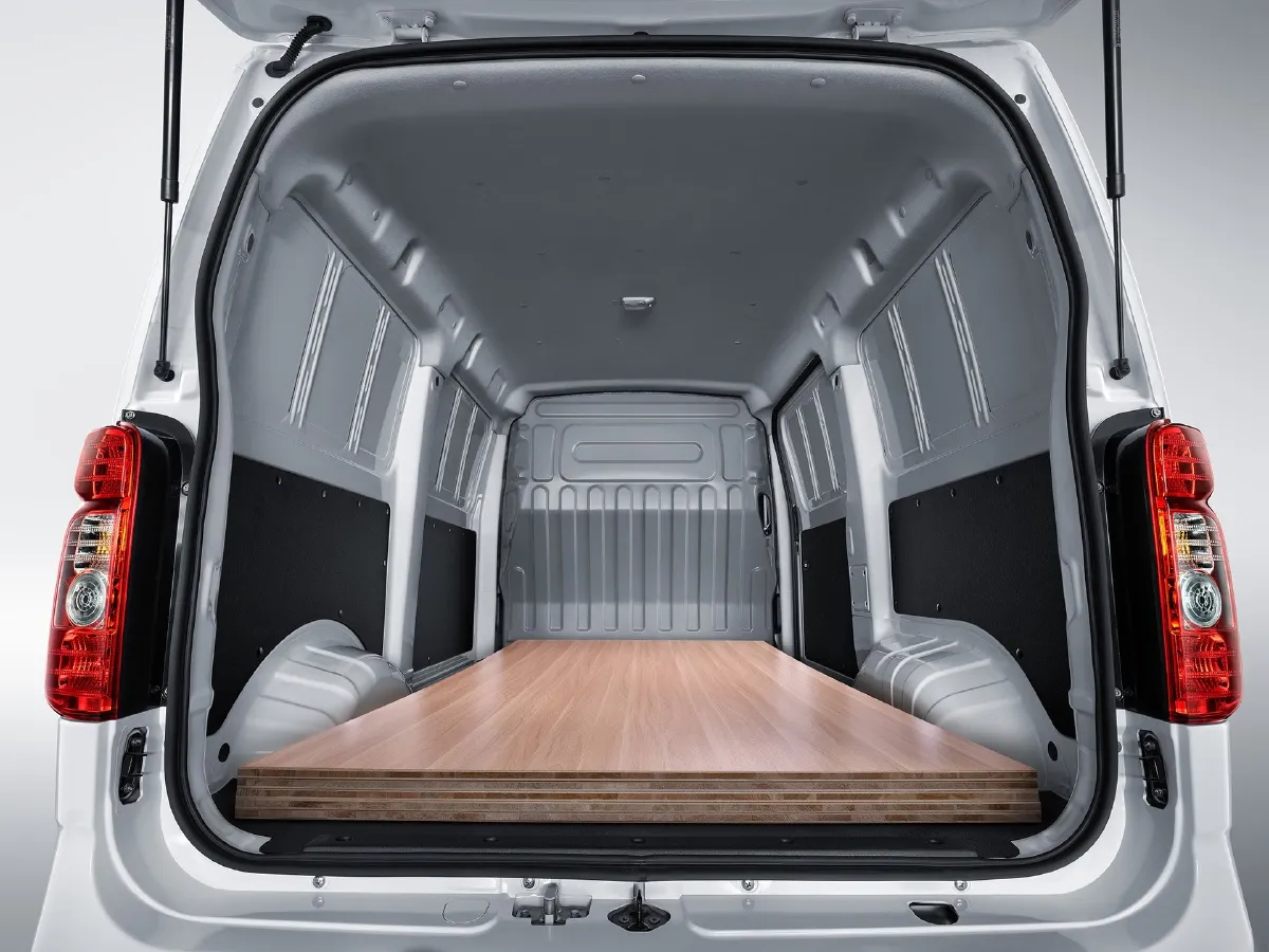 2023 ChangAn Kaicene RuiXing M60 1.5L 116HP L4 5MT,autocango,china used car exporter,china ev exporter,chinese used car exporter,chinese used ev exporter