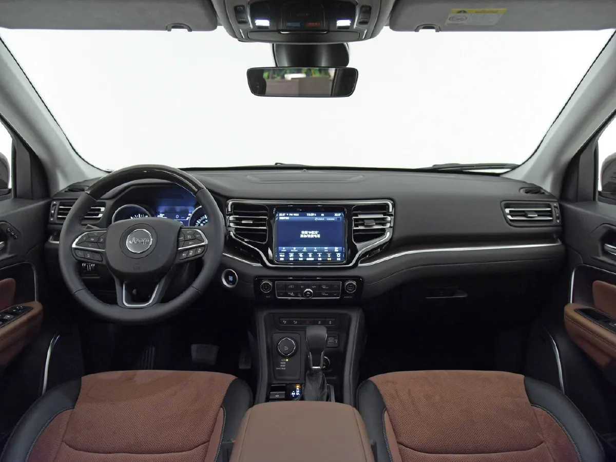 Jeep Grand Commander,autocango,china used car exporter,china ev exporter,chinese used car exporter,chinese used ev exporter