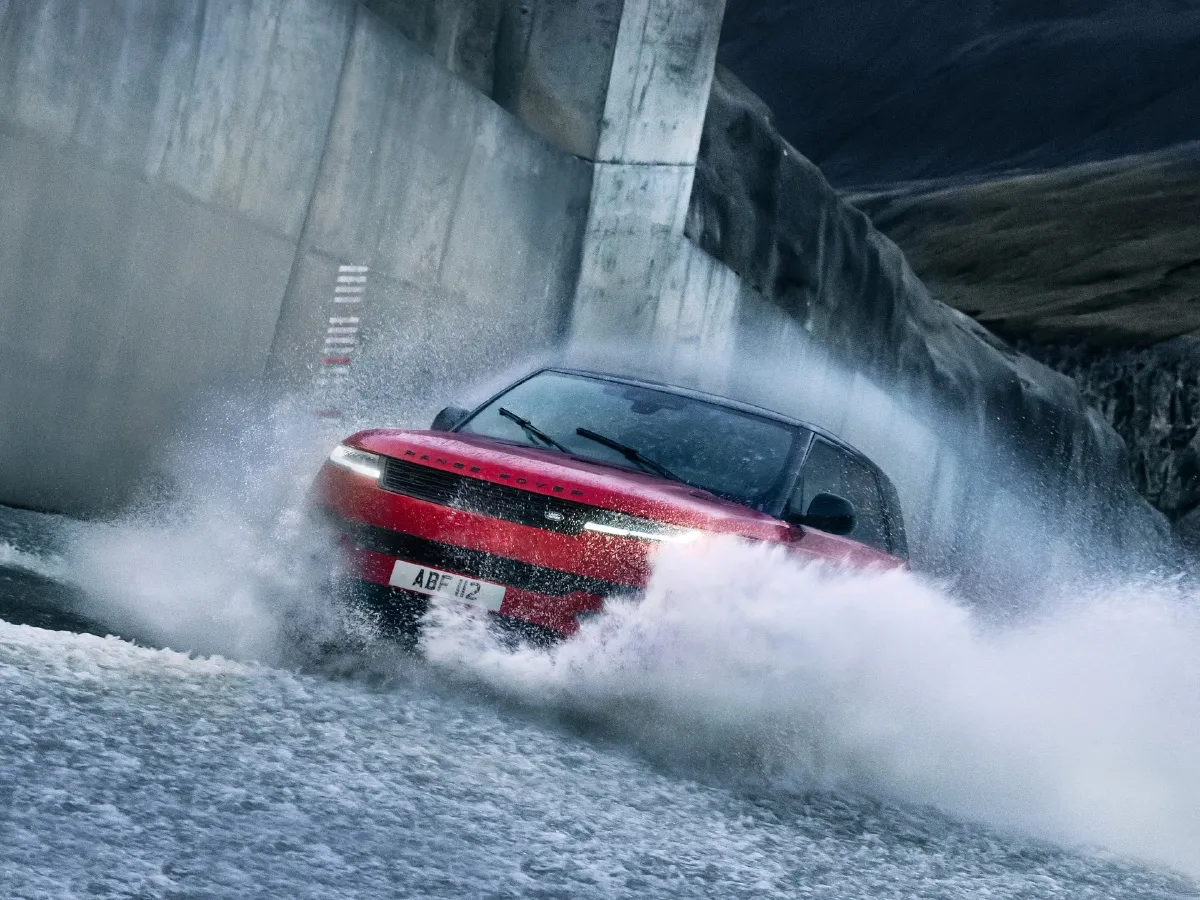 Land Rover Range Rover Sport,autocango,china used car exporter,china ev exporter,chinese used car exporter,chinese used ev exporter