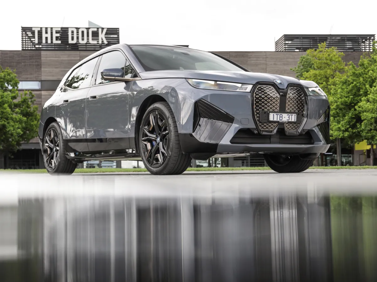 BMW iX,autocango,china used car exporter,china ev exporter,chinese used car exporter,chinese used ev exporter