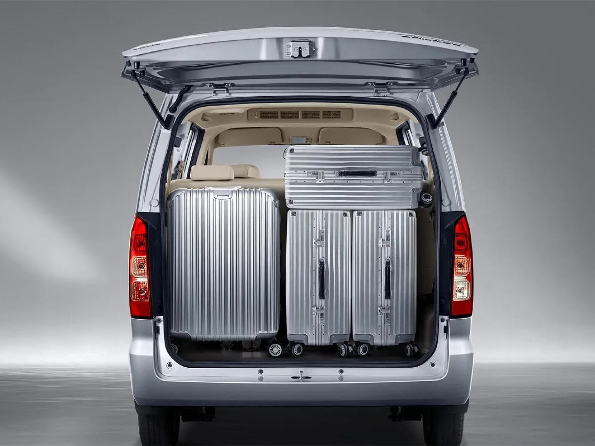 WuLing HongGuang V,autocango,china used car exporter,china ev exporter,chinese used car exporter,chinese used ev exporter