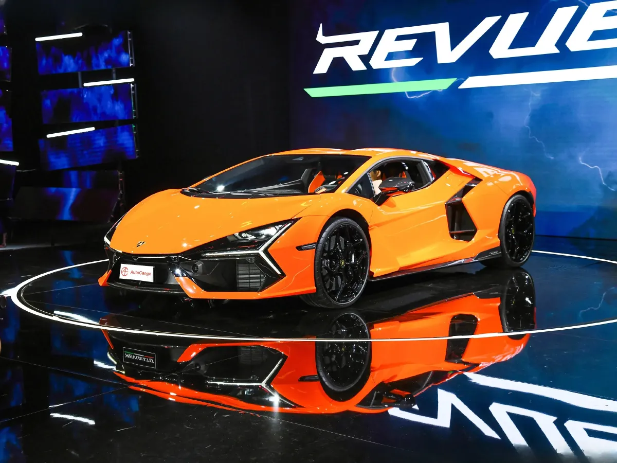 Lamborghini Revuelto,autocango,china used car exporter,china ev exporter,chinese used car exporter,chinese used ev exporter