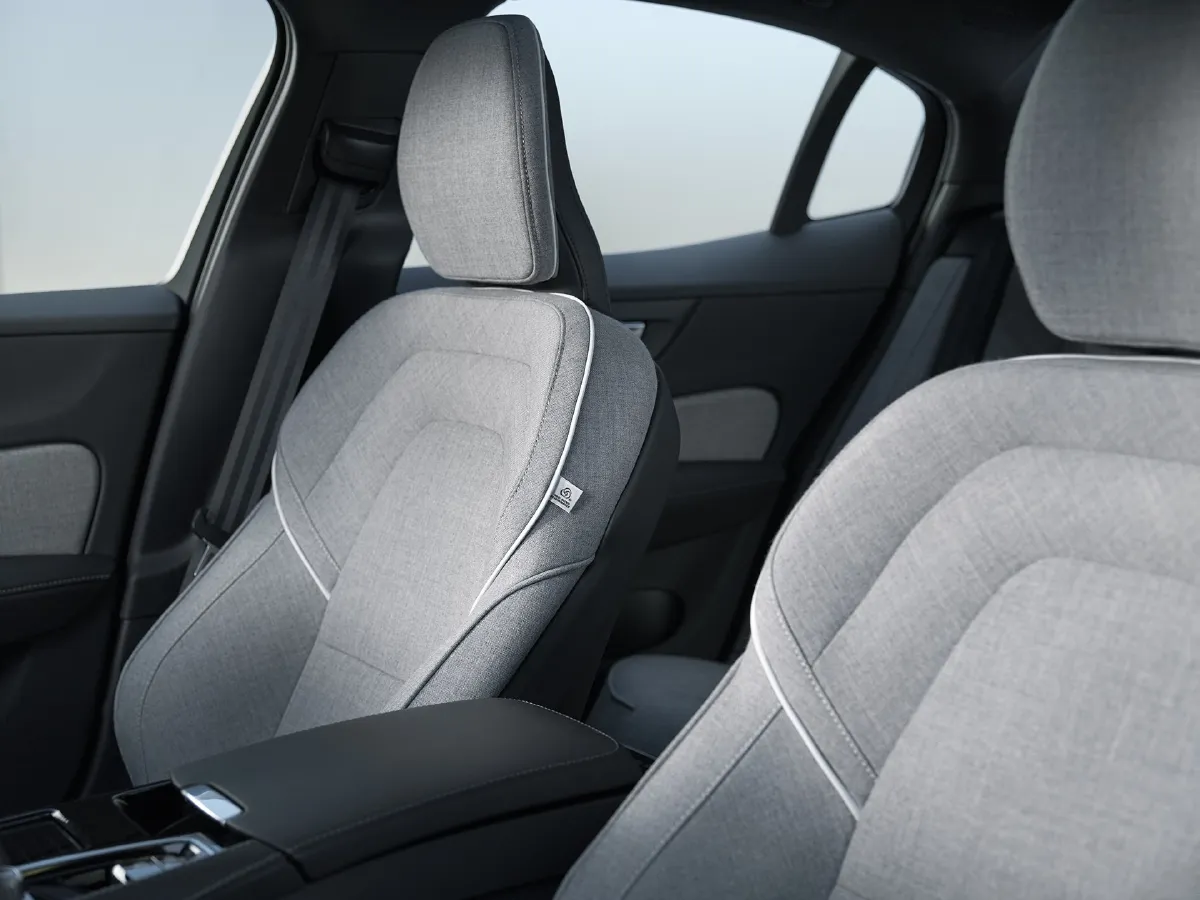 Volvo S60 PHEV,autocango,china used car exporter,china ev exporter,chinese used car exporter,chinese used ev exporter